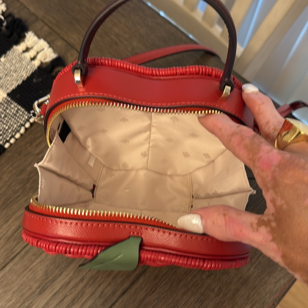 Kate Spade Honeycrips Apple Basket Crossbody Bag; EUC, Like New! - Picture 12 of 13